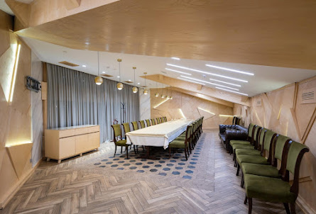 Золотой зал в Второй ярус основного зала 