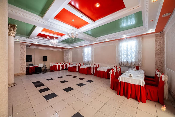 Средний зал в «Ермак» фотография №1