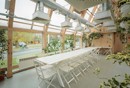 Левая и правая оранжерея  в Беседка малая