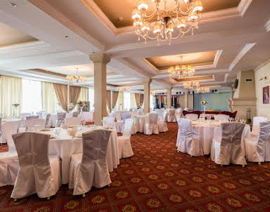  ресторан Бакинский бульвар  Аврора