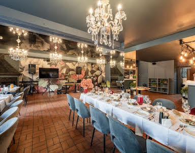  ресторан Скоморохи