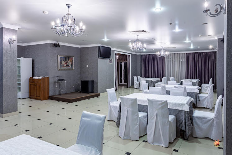 Зал на 80 человек в «Золотая Корона» фотография №3