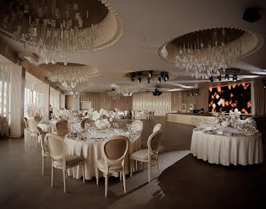  ресторан Волга & Ванильное небо