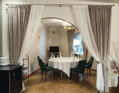  ресторан Махаон