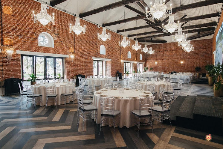 Зал «Каретный двор» в «Гребнево» фотография №11