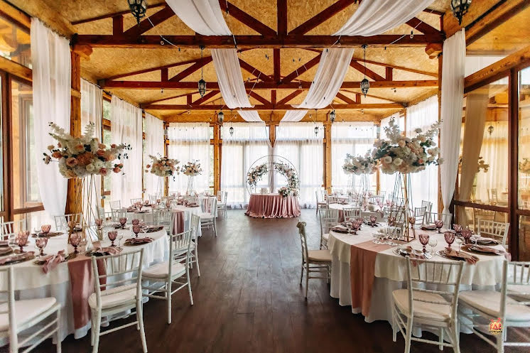 Панорамный ресторан в «Грасс Парк» фотография № 1