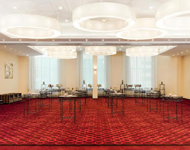  ресторан Лесная Сафмар