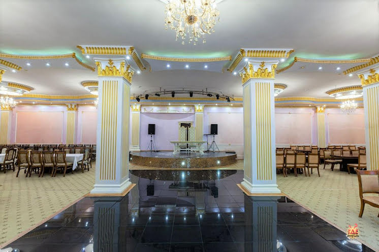 Основной зал в «Шарль Азнавур Фазенда» фотография №19