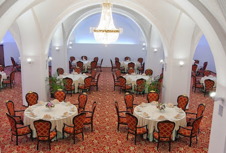 Зал «Онегин» в Зал «Тургенев»