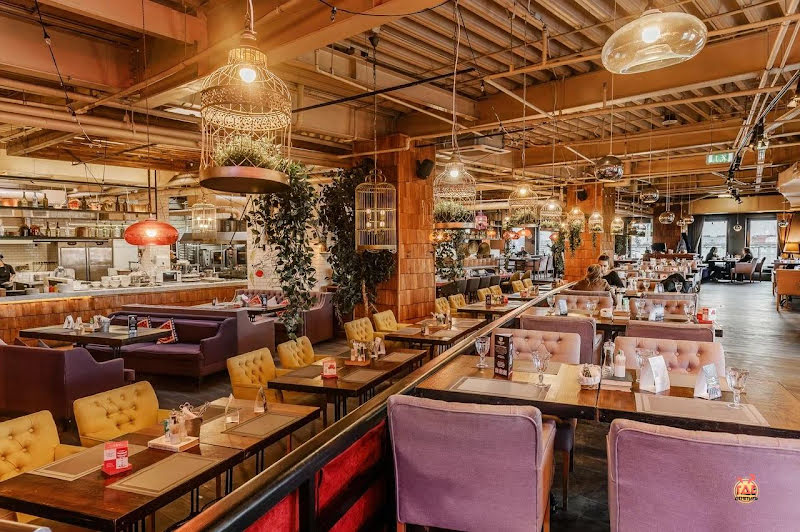 Большая кухня фотография №3