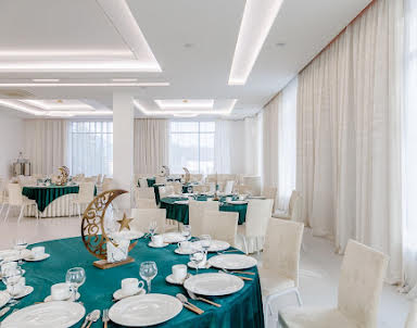  ресторан Эмиз