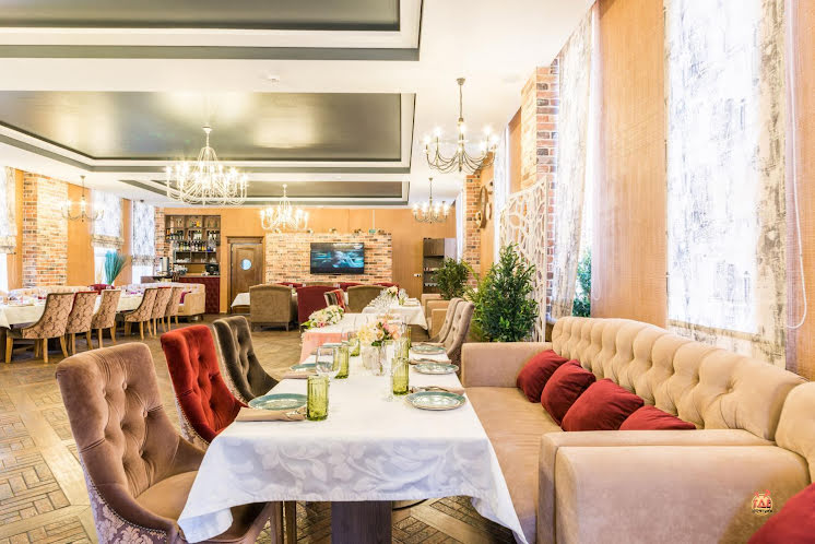 Основной зал в «Вишневый Сад» фотография №18