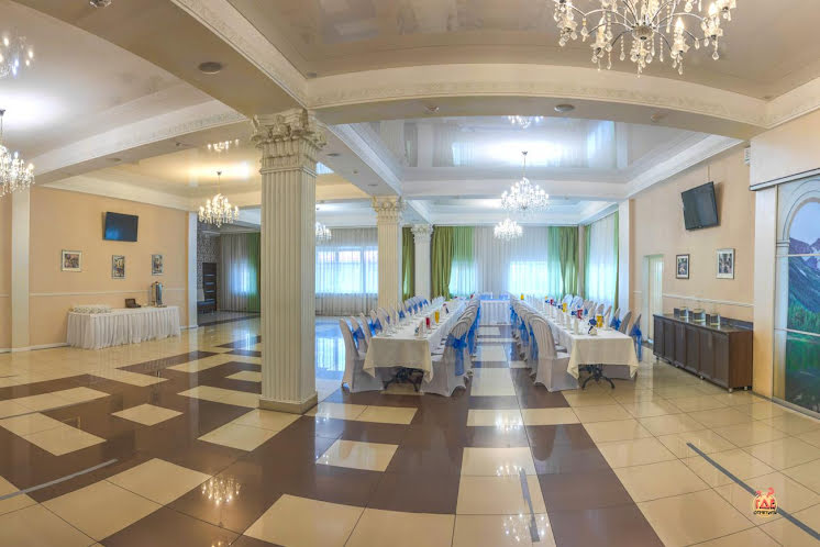 Большой зал в «Ионесси» фотография №1