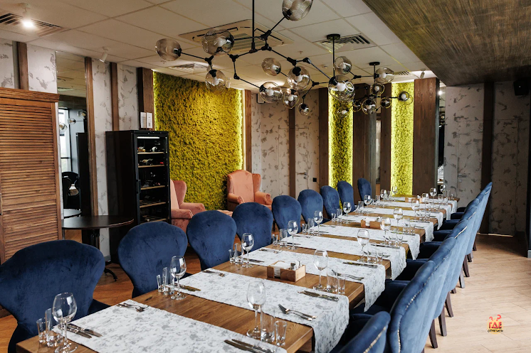 Малый зал в «Panorama Steak House» фотография №1