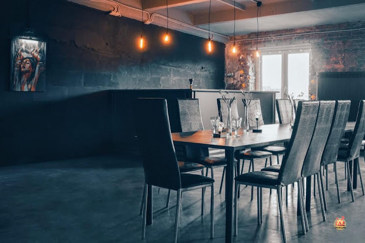 Основной зал в «STEKLO на Свободы» фотография №2