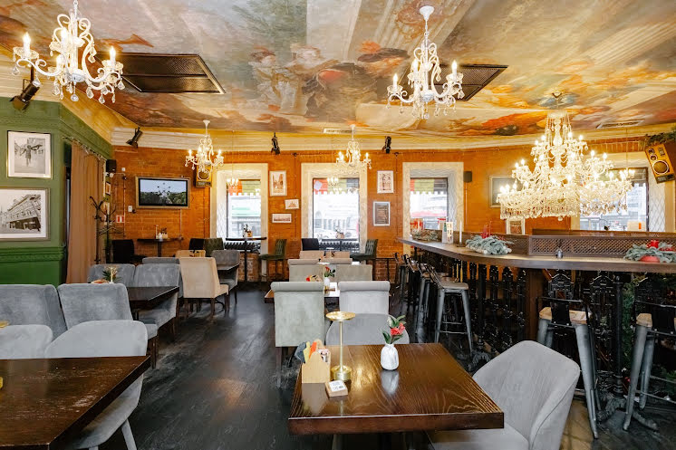 Зал "Брюссель" в «Leuven Belgian Brasserie» фотография №6