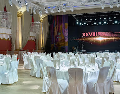 Выпускной в Золотые ворота Сибири