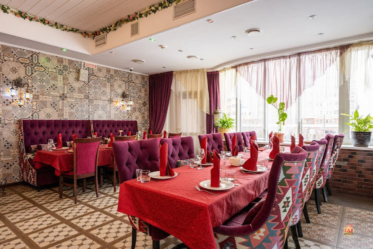 Основной зал в «Нар» фотография №7