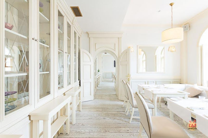 Белый фотография №15