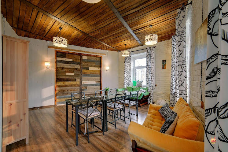 Зал «Густав Климт» в «Casa Picassa на Таганской» фотография №2