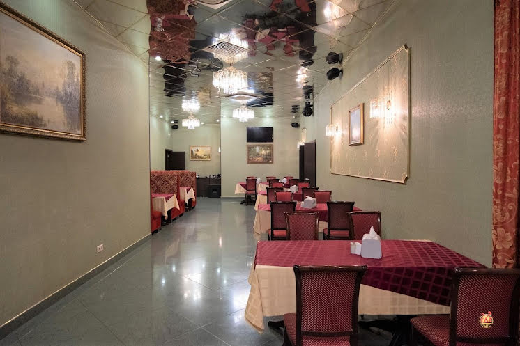 Зал Ресторана в «Angel Hotel» фотография №5