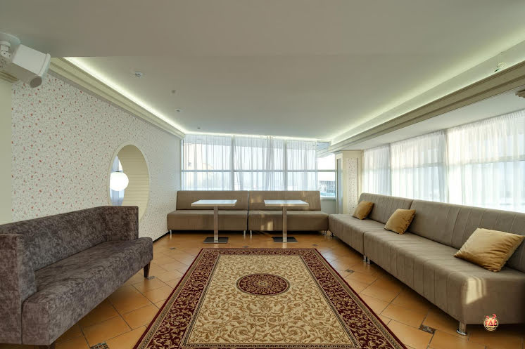 Большой банкетный зал в «Восточная околица» фотография №17