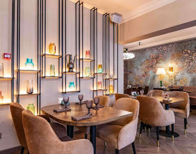  ресторан ЭZО на Камергерском переулке