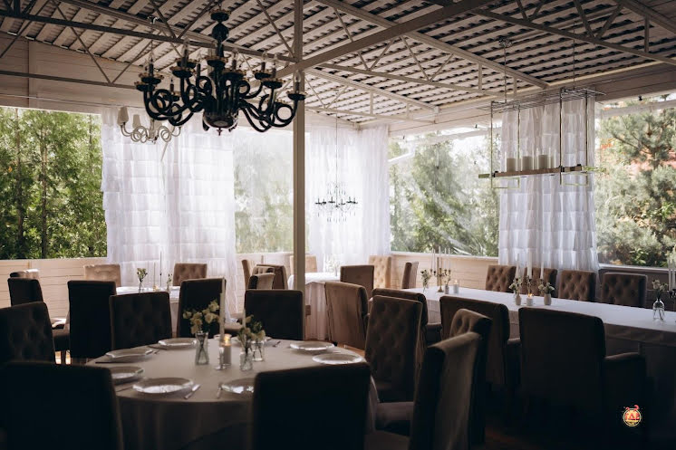 Летняя веранда в «Театр Юности» фотография №3