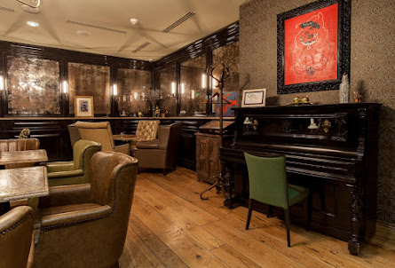 Нижний зал в VIP-зал