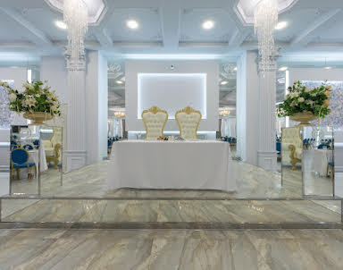  ресторан Golden Plaza