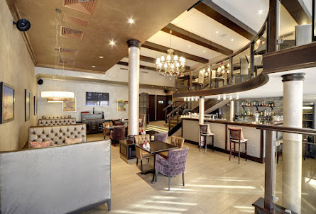 Основной зал в Основной зал