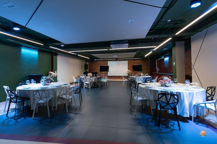 Красный зал в «ВЕСНА» фотография №8