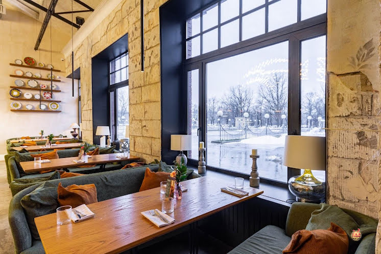 Основной зал  в «BONA Петергоф» фотография №9