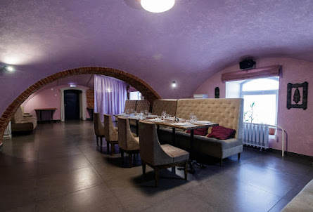 Малый зал в Малый зал