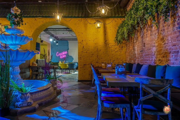 Основной зал в «Где же кролик» фотография №6