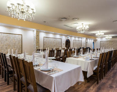  ресторан Ариана на Привольной