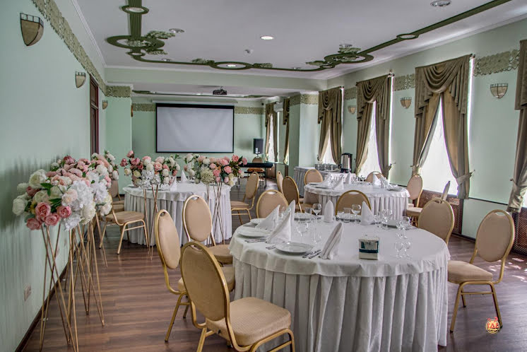 Зал «Императорский» в «Бристоль-Жигули» фотография №11