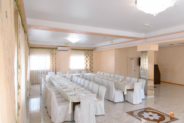 Банкетный зал в «Кавказская пленница» фотография №3