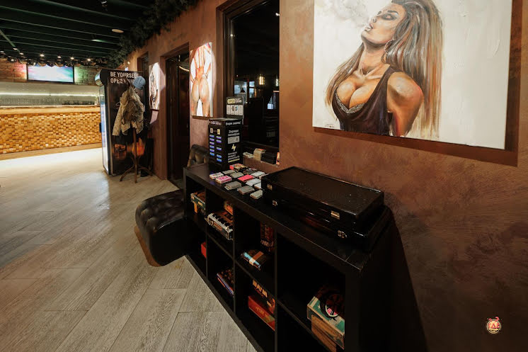 Основной зал в «MOJO lounge» фотография №10