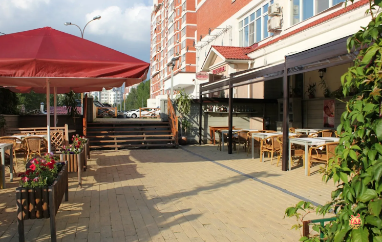 Летняя веранда в «Россичъ» фотография №1