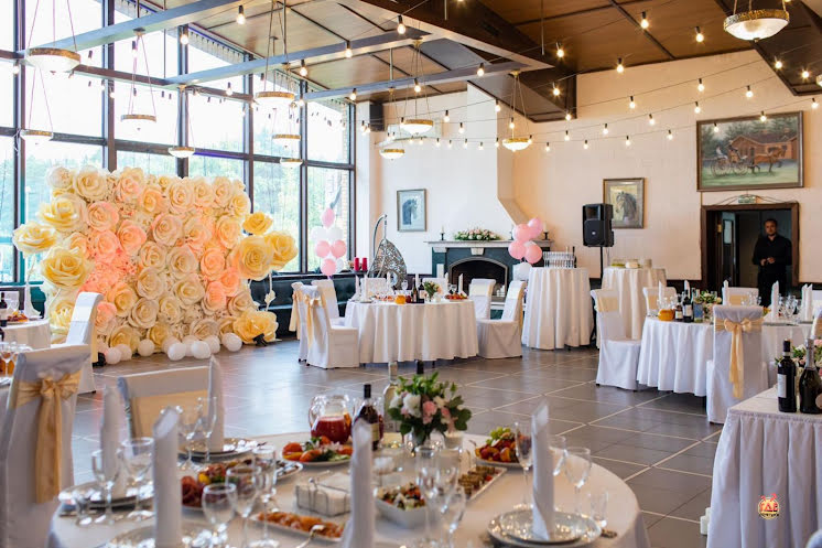 Основной зал в «Дерби» фотография №16