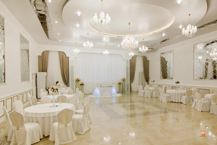 Зеркальный зал в «Версаль» фотография №8