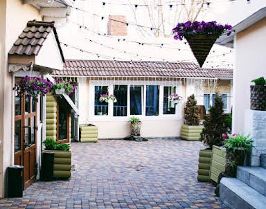  ресторан Иверия на Вокзальном спуске