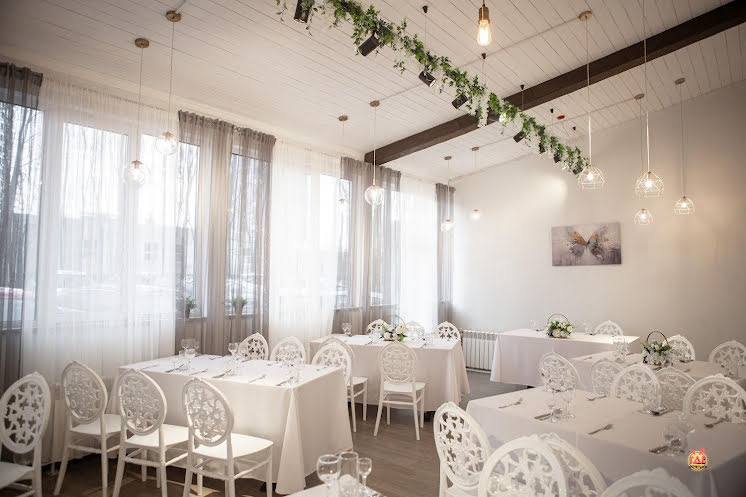 Малый зал  в «Щербет на Зорге» фотография №11