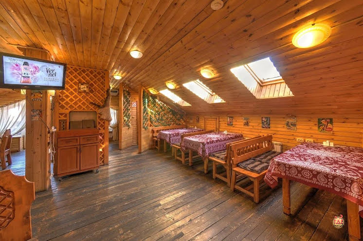 Основной зал  в «Берлога» фотография №3