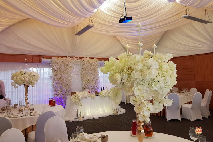 Малый банкетный шатер в «Белая лошадь» фотография №2