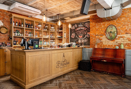 Основной зал в Летняя веранда