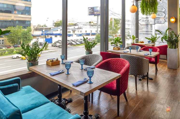 Большой зал в «Чайхана Инжир на Бутырской» фотография №11