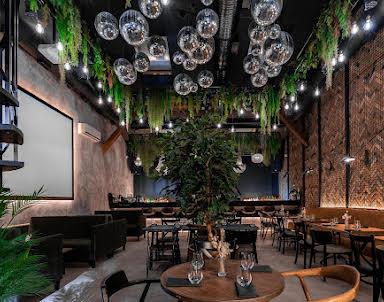  ресторан TSINIST / Цинист