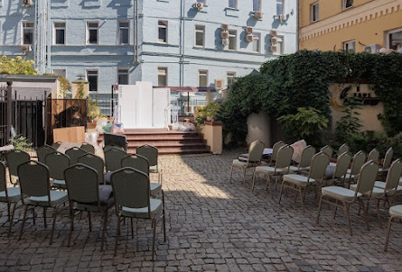 Веранда в Зал кафе